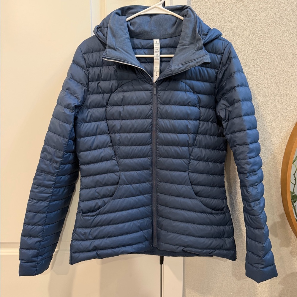 Lululemon Women's Blue down packable puffer Jacket